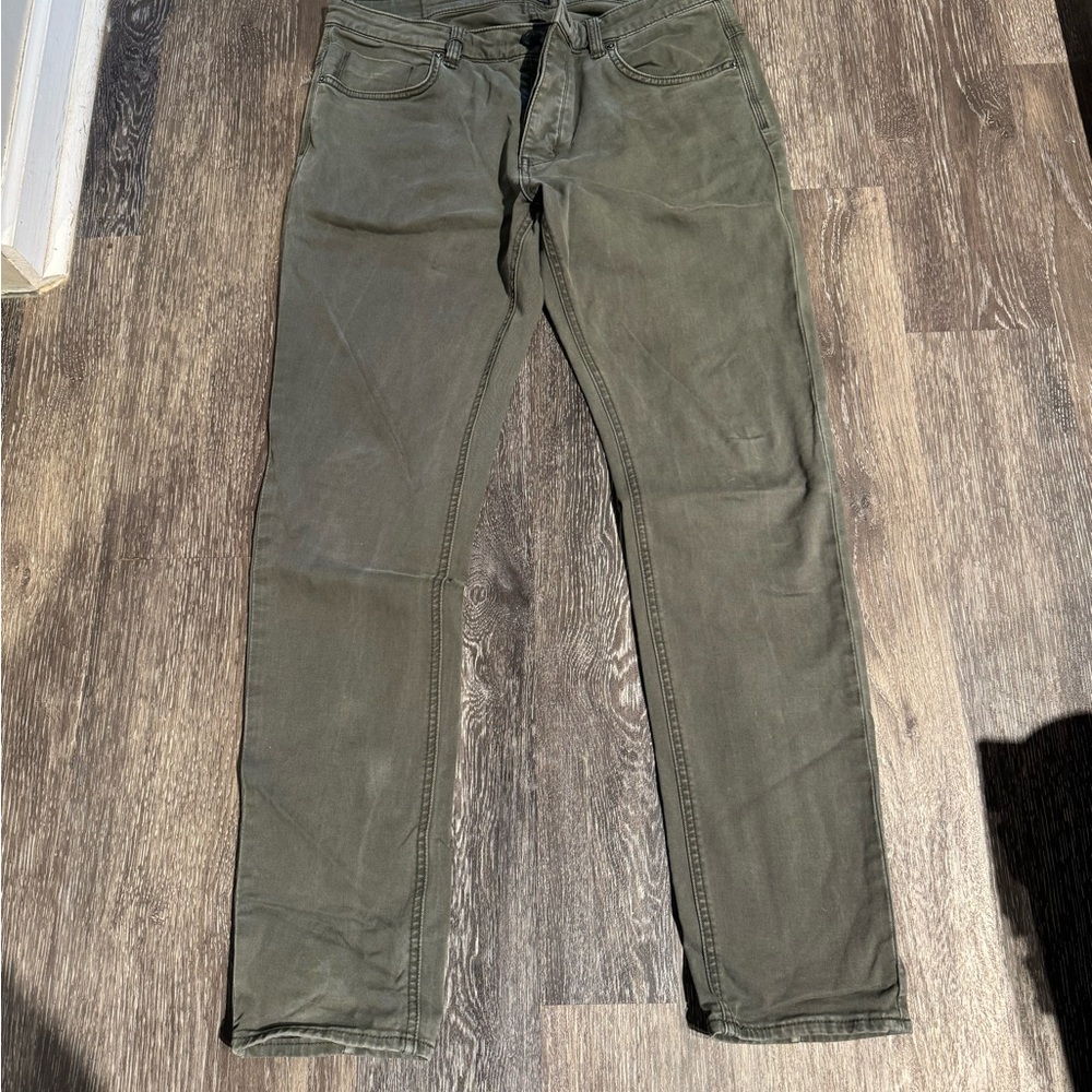 Neuw Men's Olive Chinos